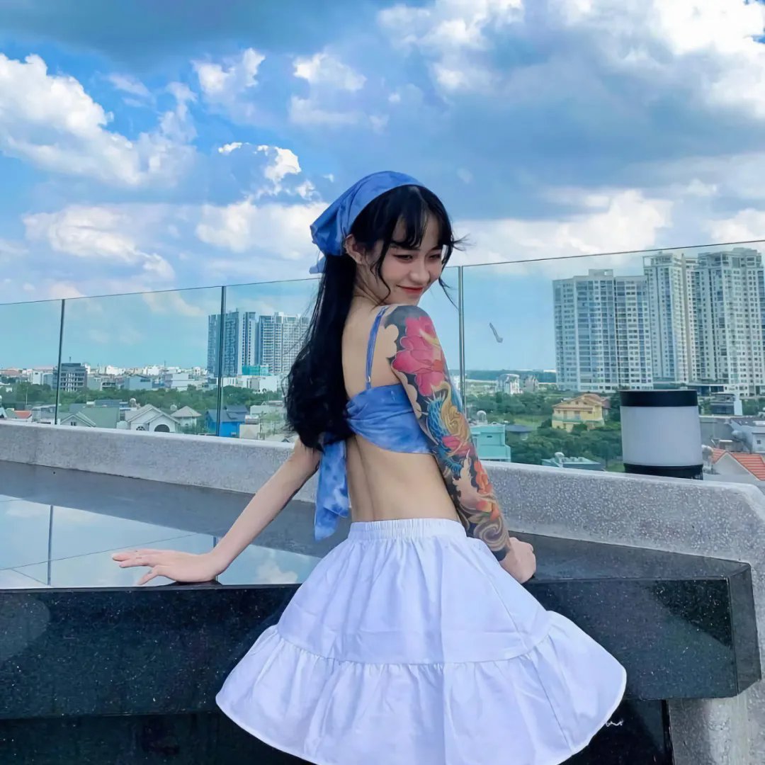 乌龙春潮